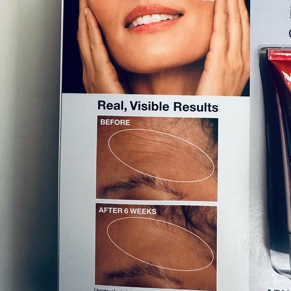 NEW StriVectin Advanced Retinol Daily Repair Moisturizer Broad Spectrum SPF 30 - Picture 2 of 9